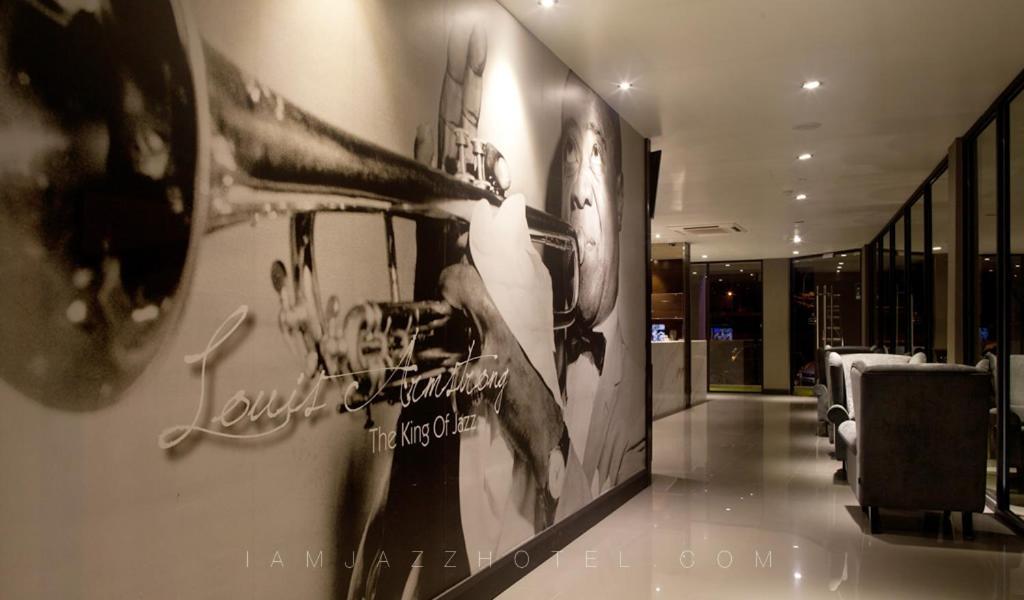 I Am Jazz Hotel Τζόχορ Μπάχρου Εξωτερικό φωτογραφία