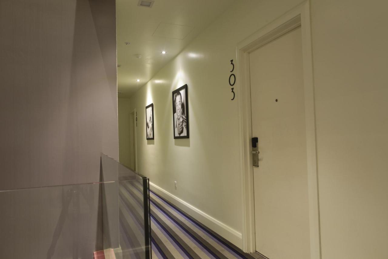 I Am Jazz Hotel Τζόχορ Μπάχρου Εξωτερικό φωτογραφία