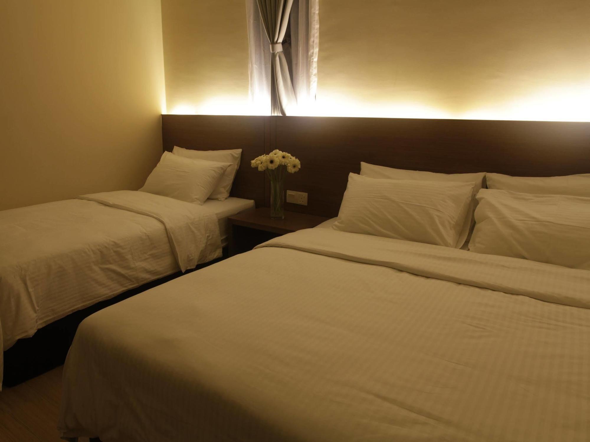 I Am Jazz Hotel Τζόχορ Μπάχρου Εξωτερικό φωτογραφία