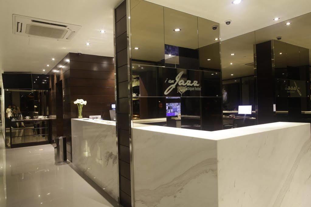 I Am Jazz Hotel Τζόχορ Μπάχρου Εξωτερικό φωτογραφία